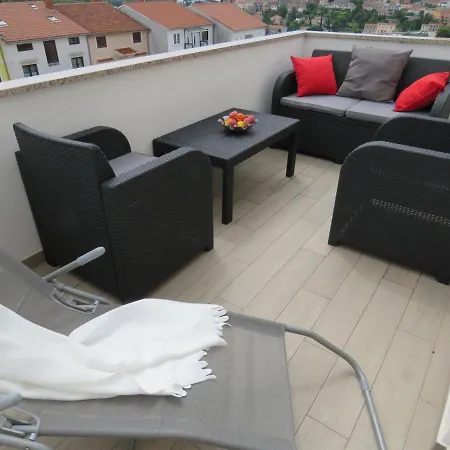 아파트 With A Parking Space Vrsar, Porec - 7129 *