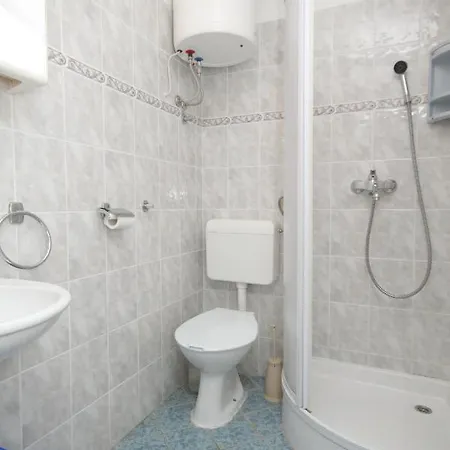 With A Parking Space Vrsar, Porec - 7129 Lägenhet Vrsar