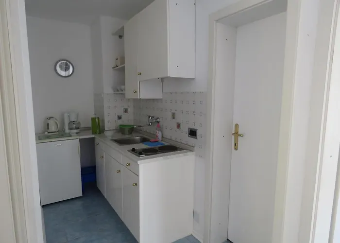 With A Parking Space Vrsar, Porec - 7129 브르사르