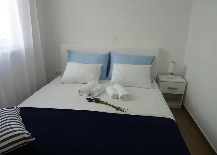 With A Parking Space Vrsar, Porec - 7129 브르사르