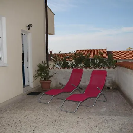 With A Parking Space Vrsar, Porec - 7129 شقة فيرسار